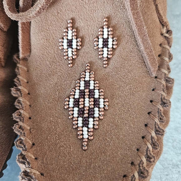 NWOT Manitobah Moccasins for Women - Picture 5 of 7